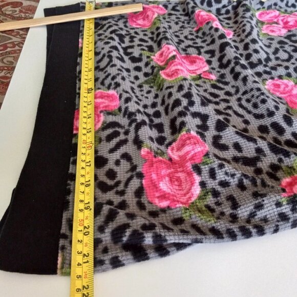 Betsy Johnson   Sleep Shirt  Roses &  Leopard Print   PINK Gray Black Green - Picture 9 of 10